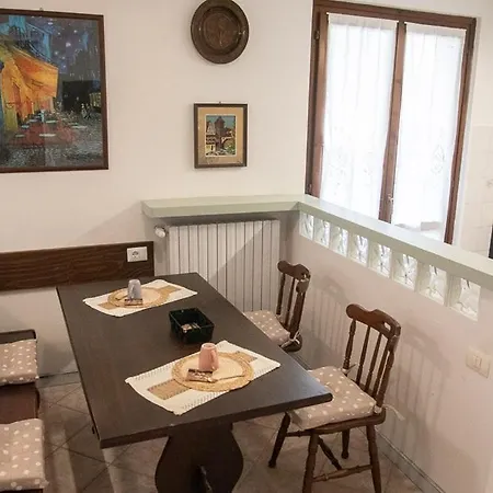 A Due Passi Dal Castello 别墅 Piovera